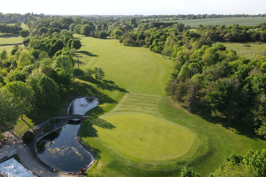 Cambridge Country Club - golf