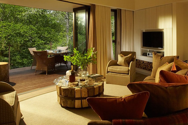 Chewton Glen self contained accommodation - treehouses